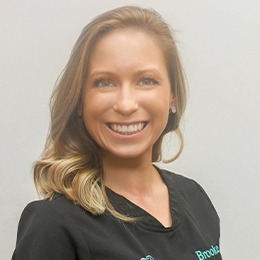 Dental assistant Brooke
