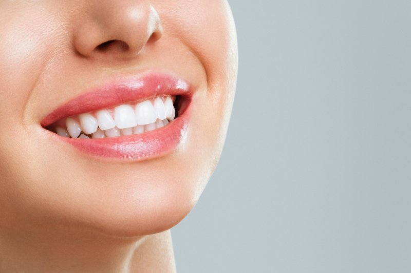 Portrait of a young woman smiling